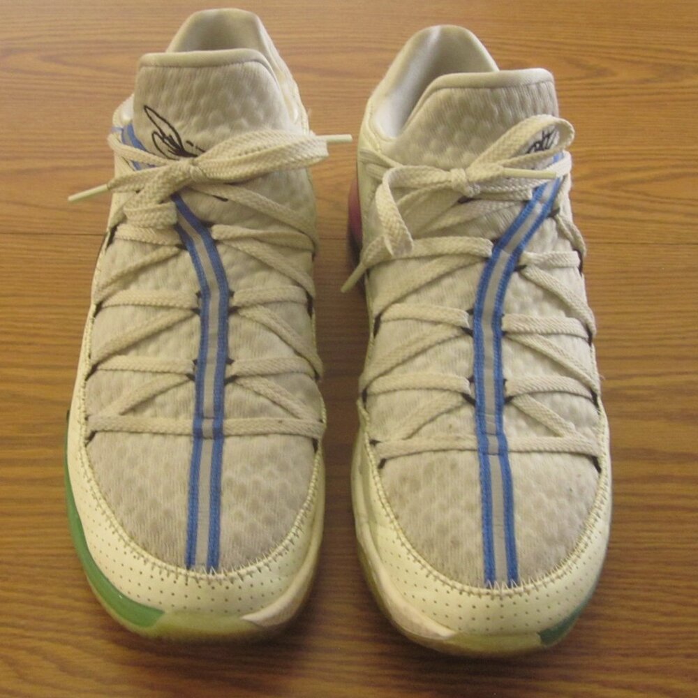 Nike Lebron XVII 17 Low Glow Iin the Dark Spruce Aura Green - Picture 4 of 6